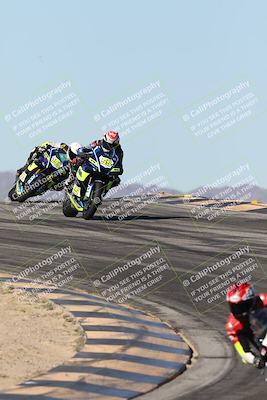 media/Dec-07-2025-CVMA (Sun) [[3e7d2de5dc]]/Race 6-The Shootout/